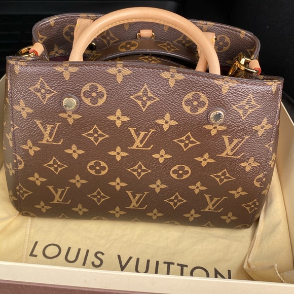TRADE!! Authentic Louis Vuitton Montaigne BB - Picture 14 of 15